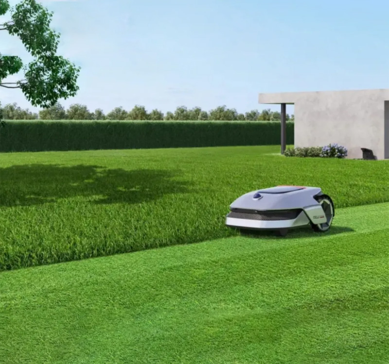 The Application and Value of Intelligent Spectral Cameras in Lawn Mowing Robots